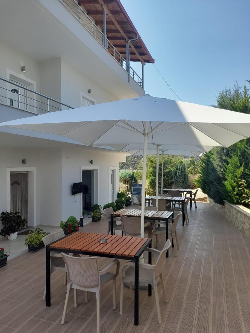 Ervin Apartman Ksamil